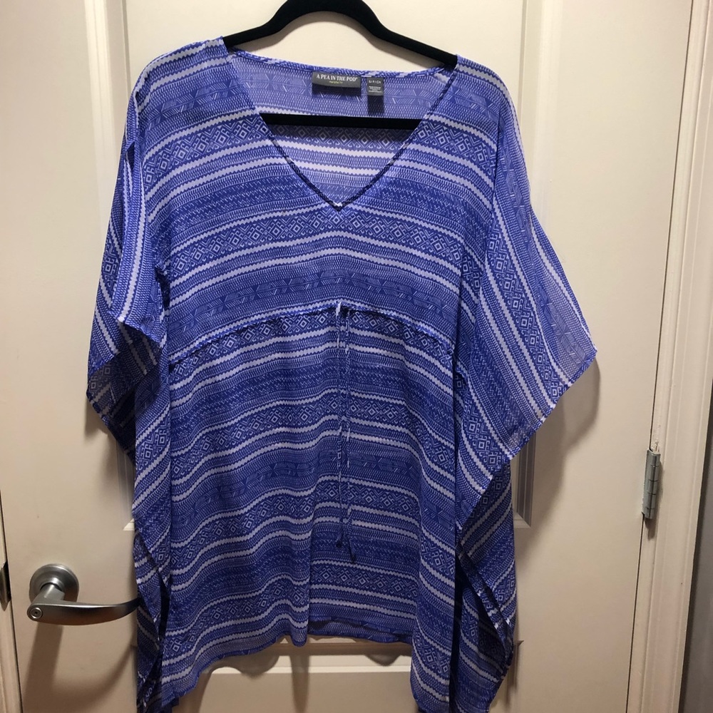 Maternity — A Pea in the Pod Poncho